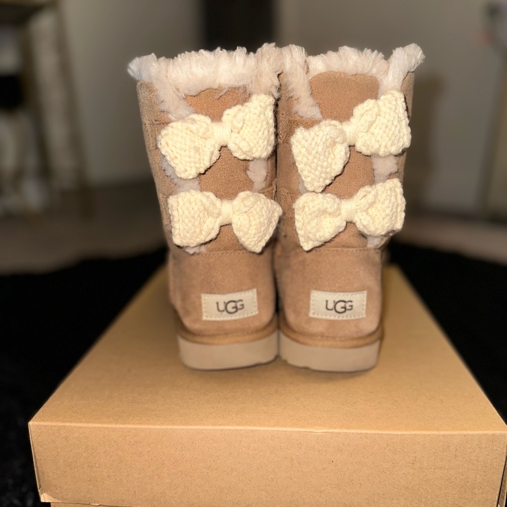 girl’s uggs
